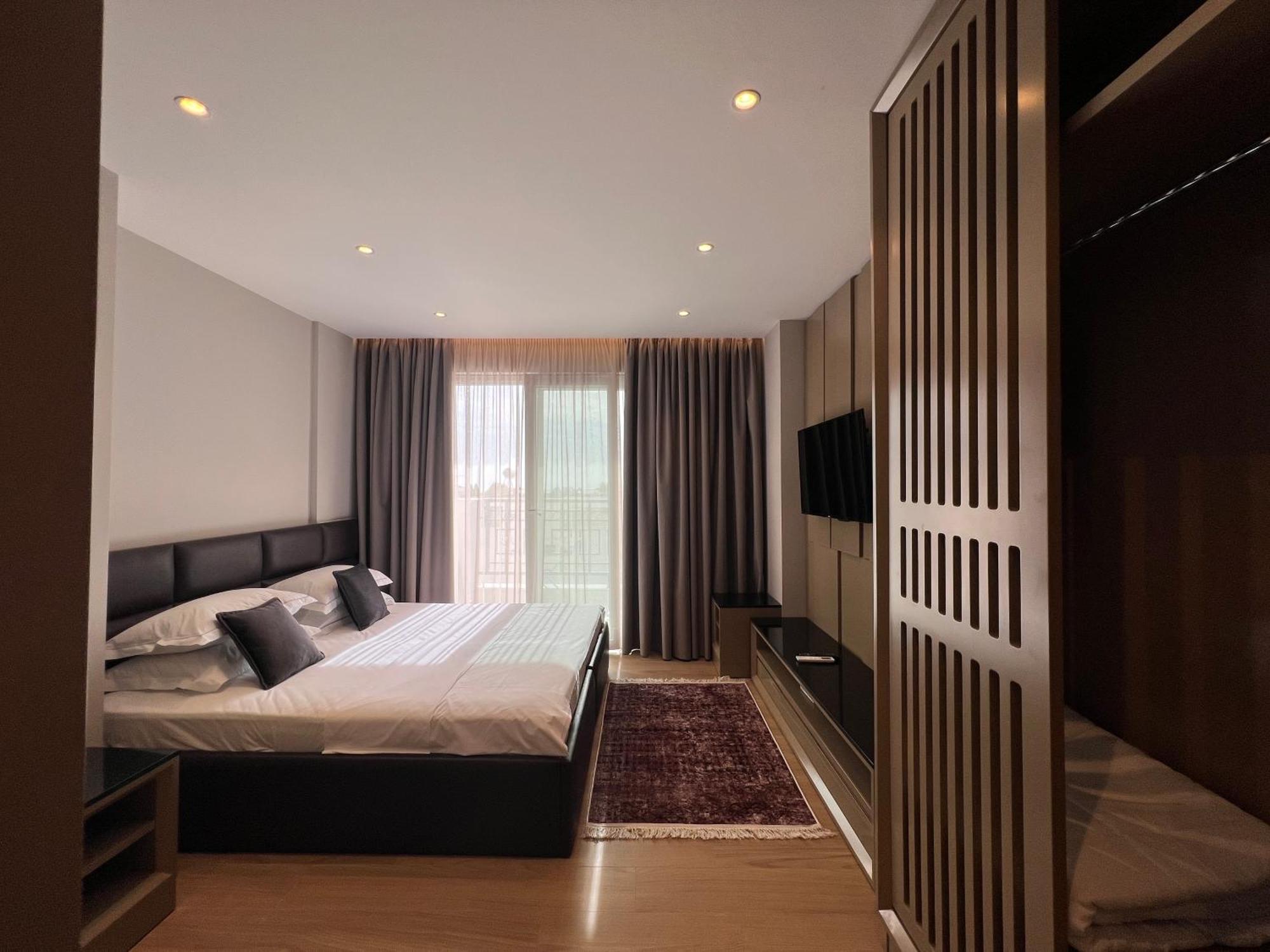Coastline Luxury Apart Hotel Golem  Bagian luar foto