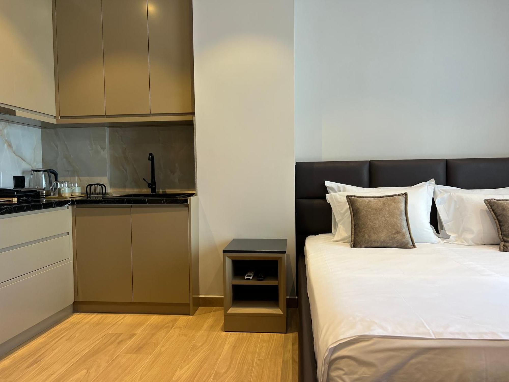 Coastline Luxury Apart Hotel Golem  Bagian luar foto