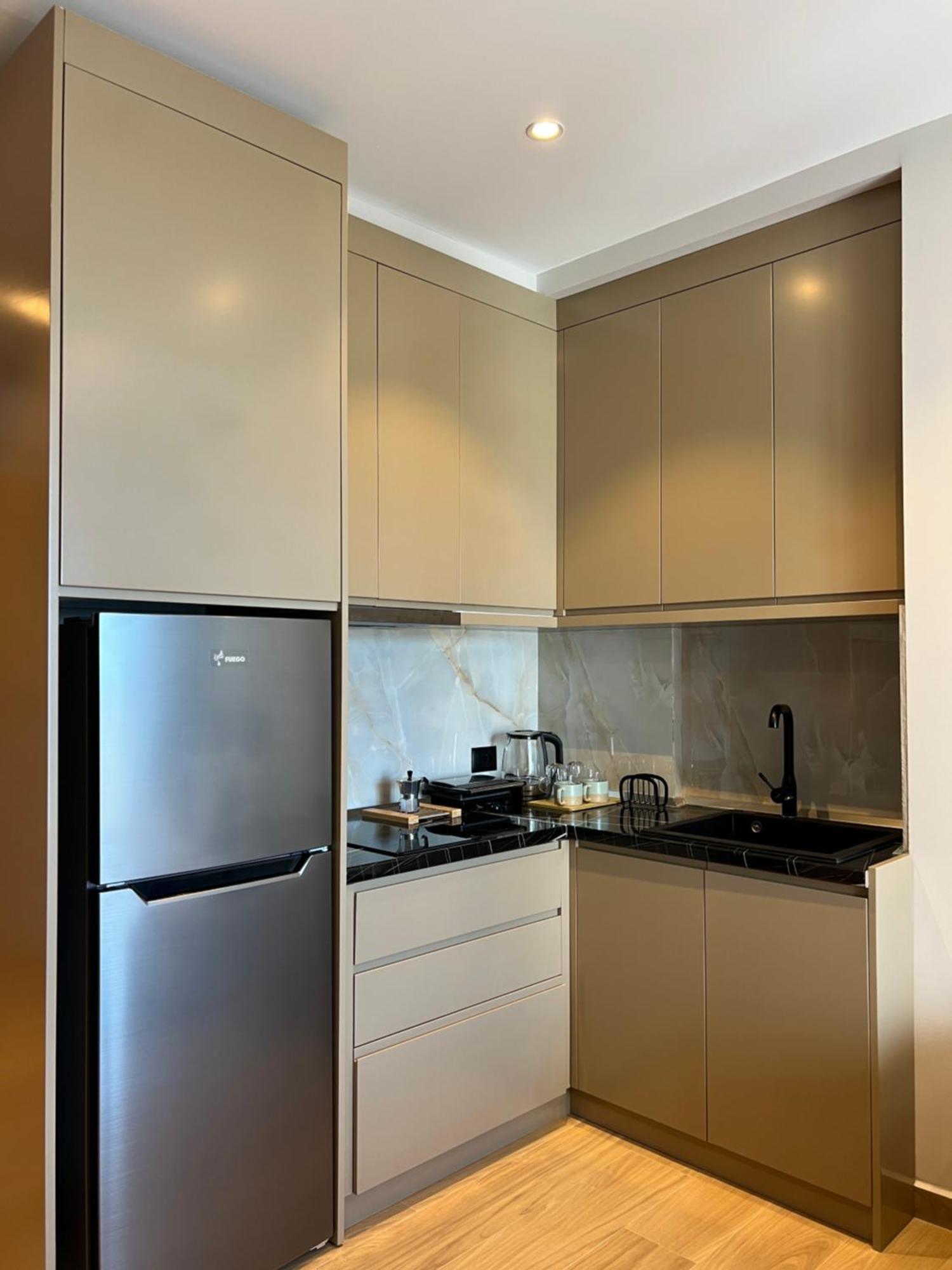 Coastline Luxury Apart Hotel Golem  Bagian luar foto