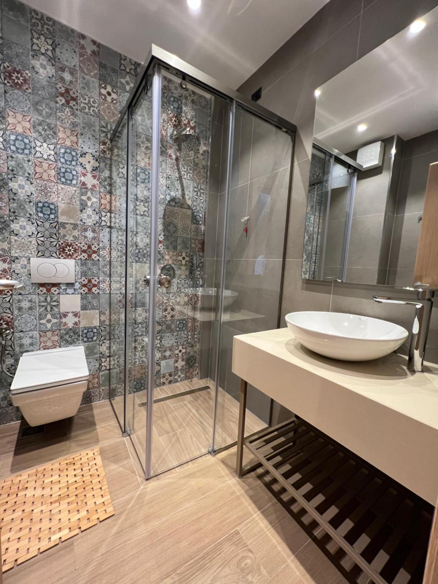 Coastline Luxury Apart Hotel Golem  Bagian luar foto